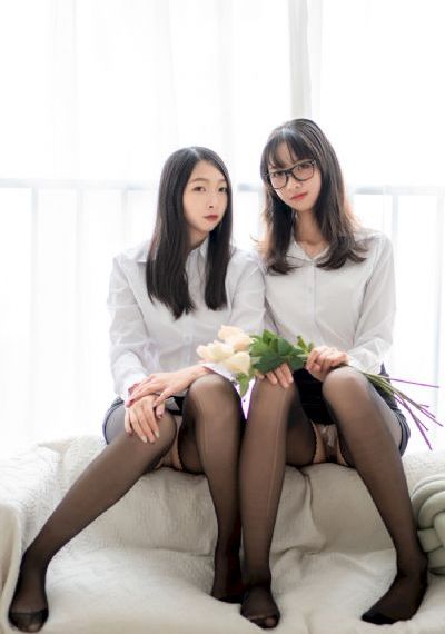 免费午夜视频