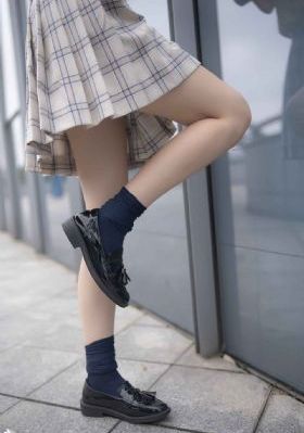 憧憬成为魔法少女第1集