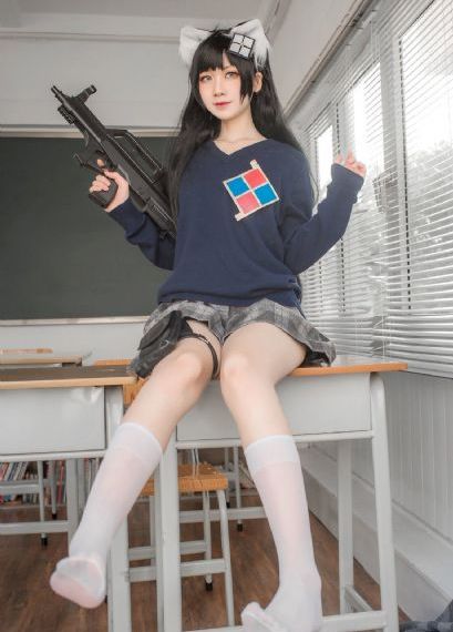 刑警娇妻签约日本俱乐部调教