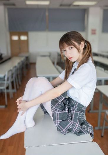为丈夫升职漂亮妻子