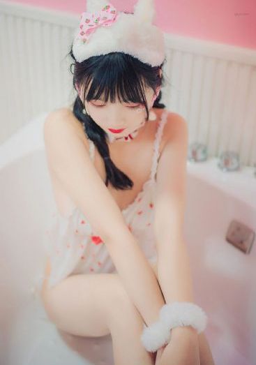 裸尼姑熟蜜桃